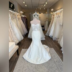Allure Bridal Gown A1110